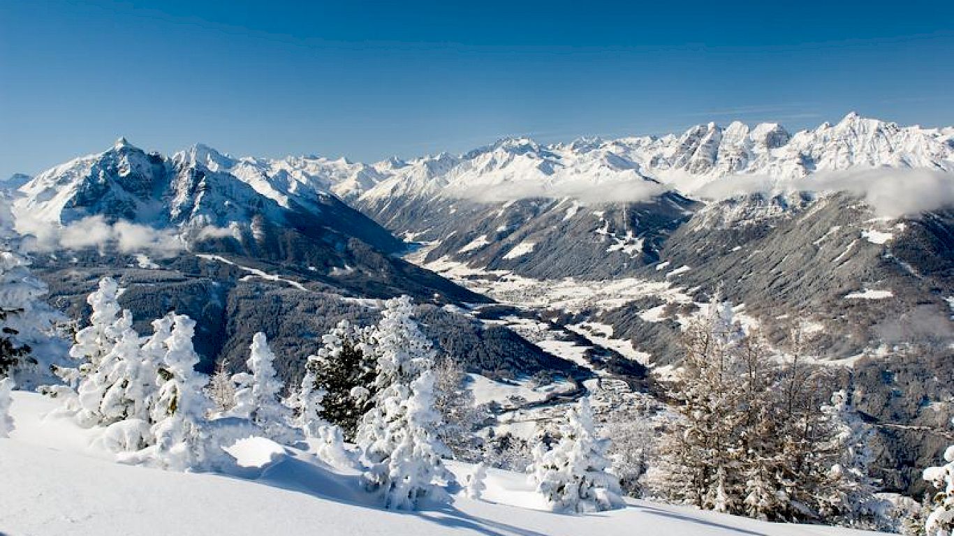 Gallery School Ski Trips to Austria - 07