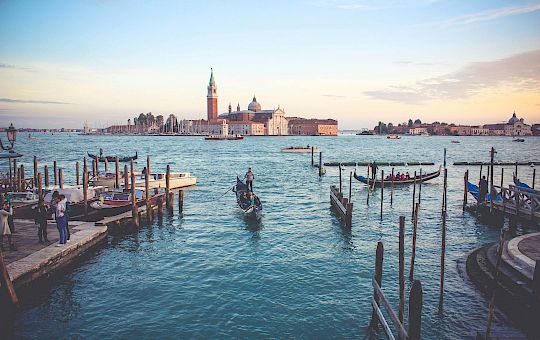 Gallery Home - joshua-stannard-yxzne1jfdfo-unsplash.jpg