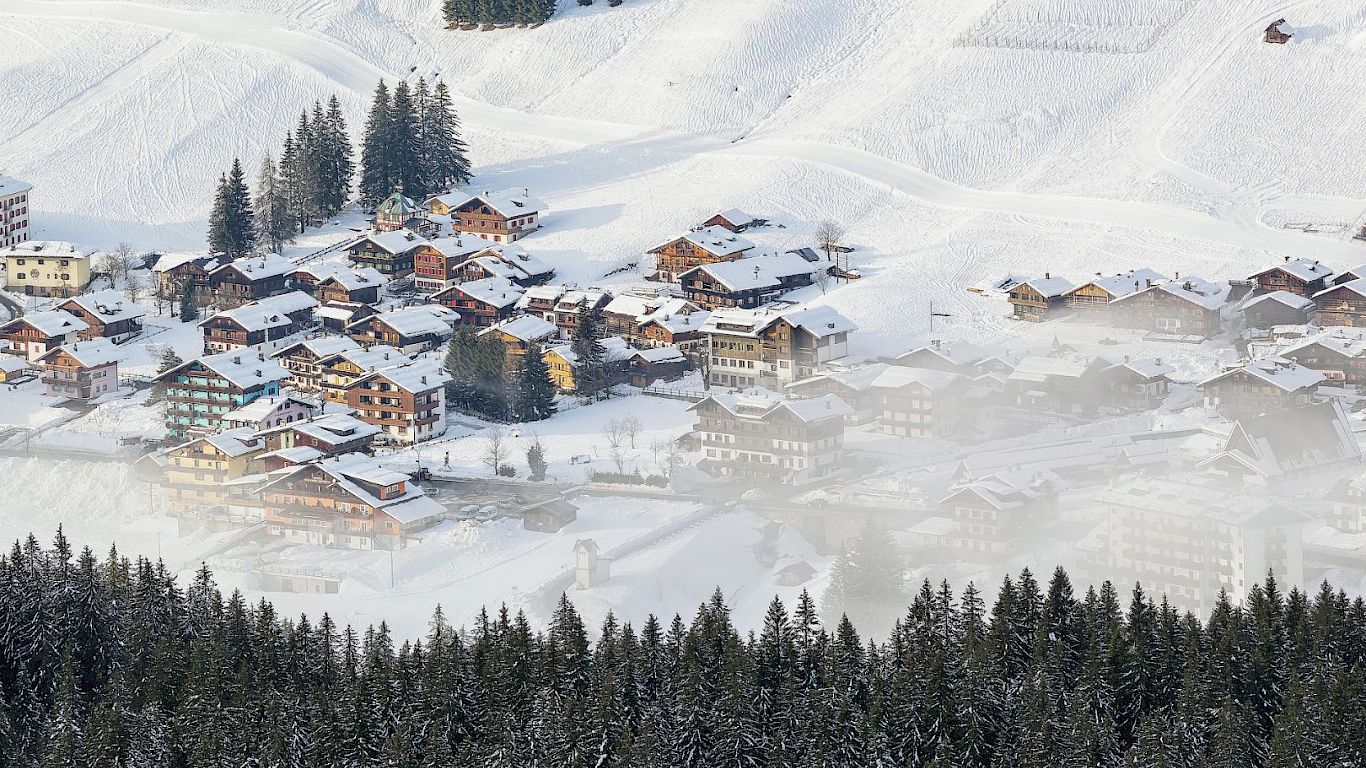 Gallery School Ski Trips to Italy - 06