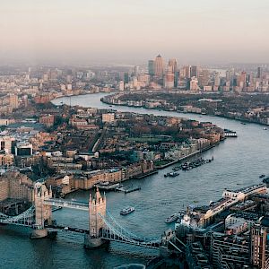 Offer Head to England's capital, a city of history, culture, incredible excursions and free attractions!