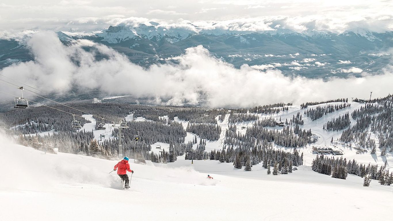 Gallery School Ski Trips to Canada - 02
