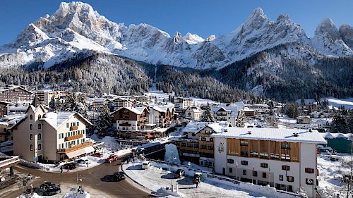 Gallery School Ski Trips to Italy - 01