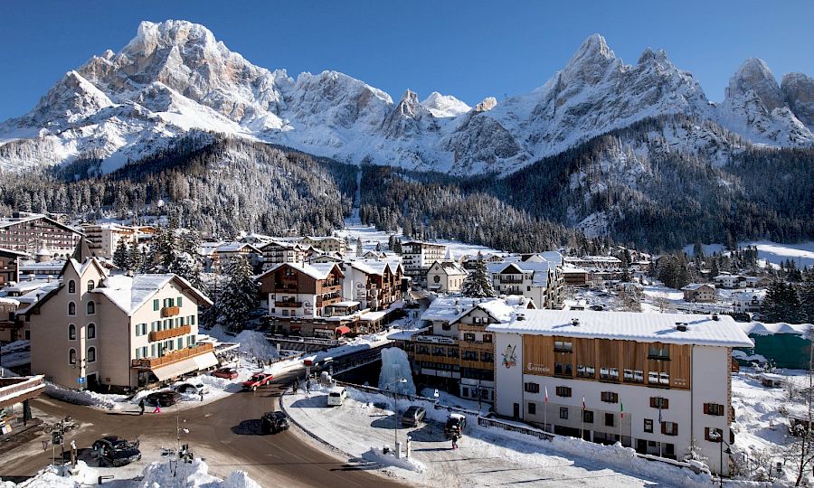 san_martino_di_castrozza_dolomites-web_e_pallaver.900x540.jpg