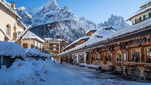 Gallery School Ski Trips to Italy - 03