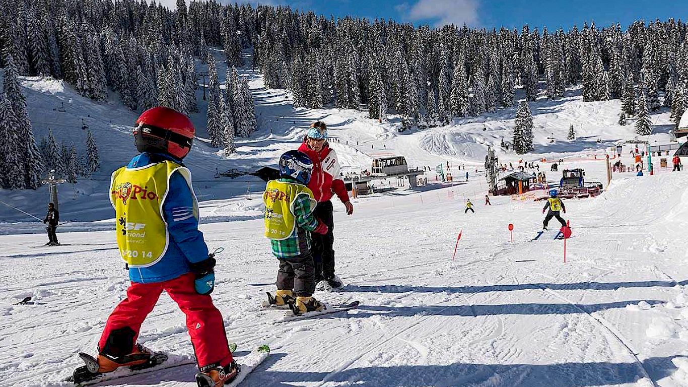Gallery School Ski Trips to France - 02