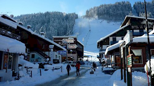 Gallery School Ski Trips to France - 07