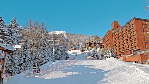 Gallery School Ski Trips to France - 04