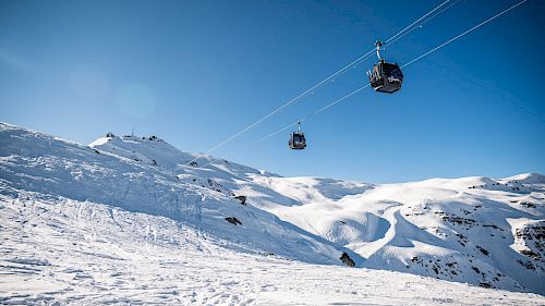 Gallery School Ski Trips to France - 07